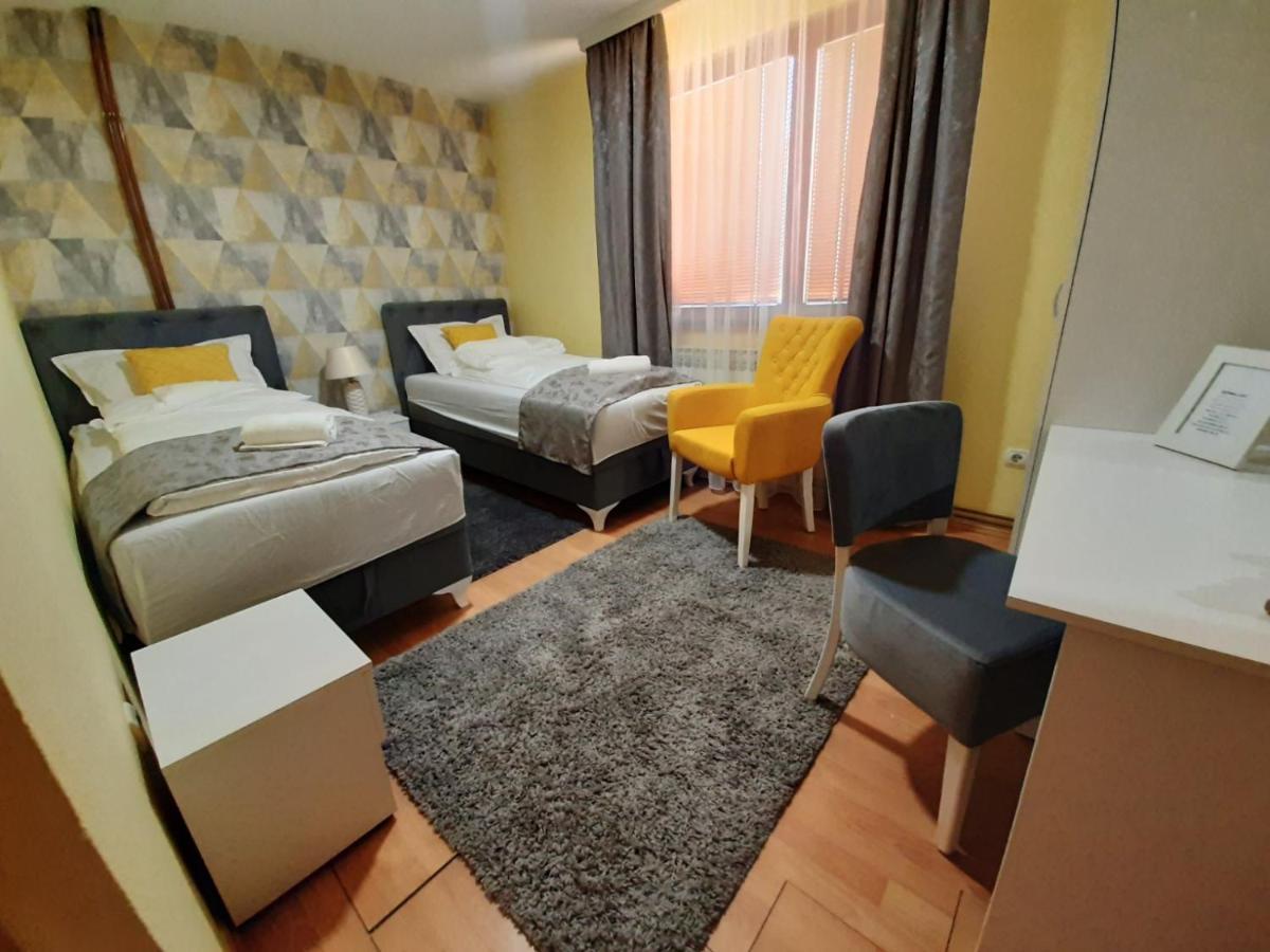 Apartment Apartman Lara
