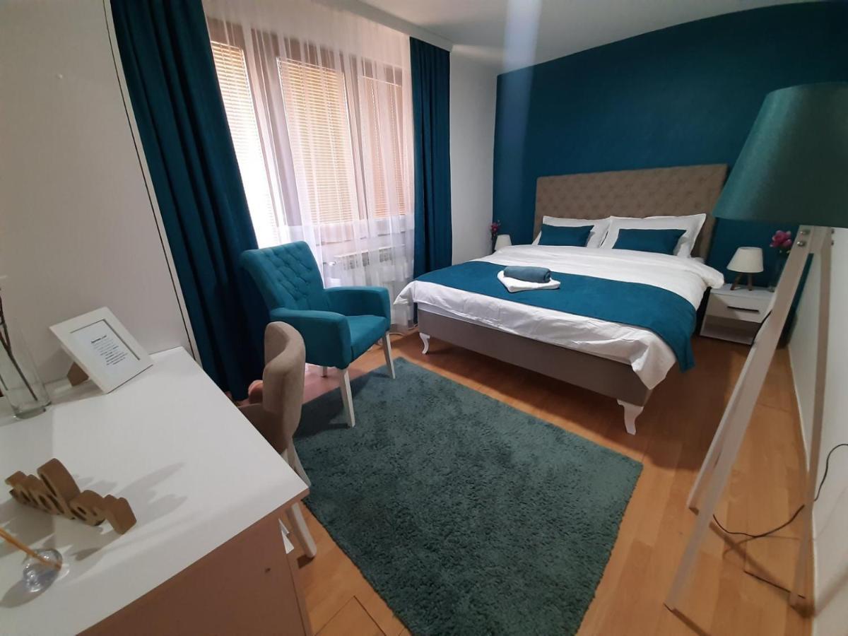 Apartman Lara Apartment *