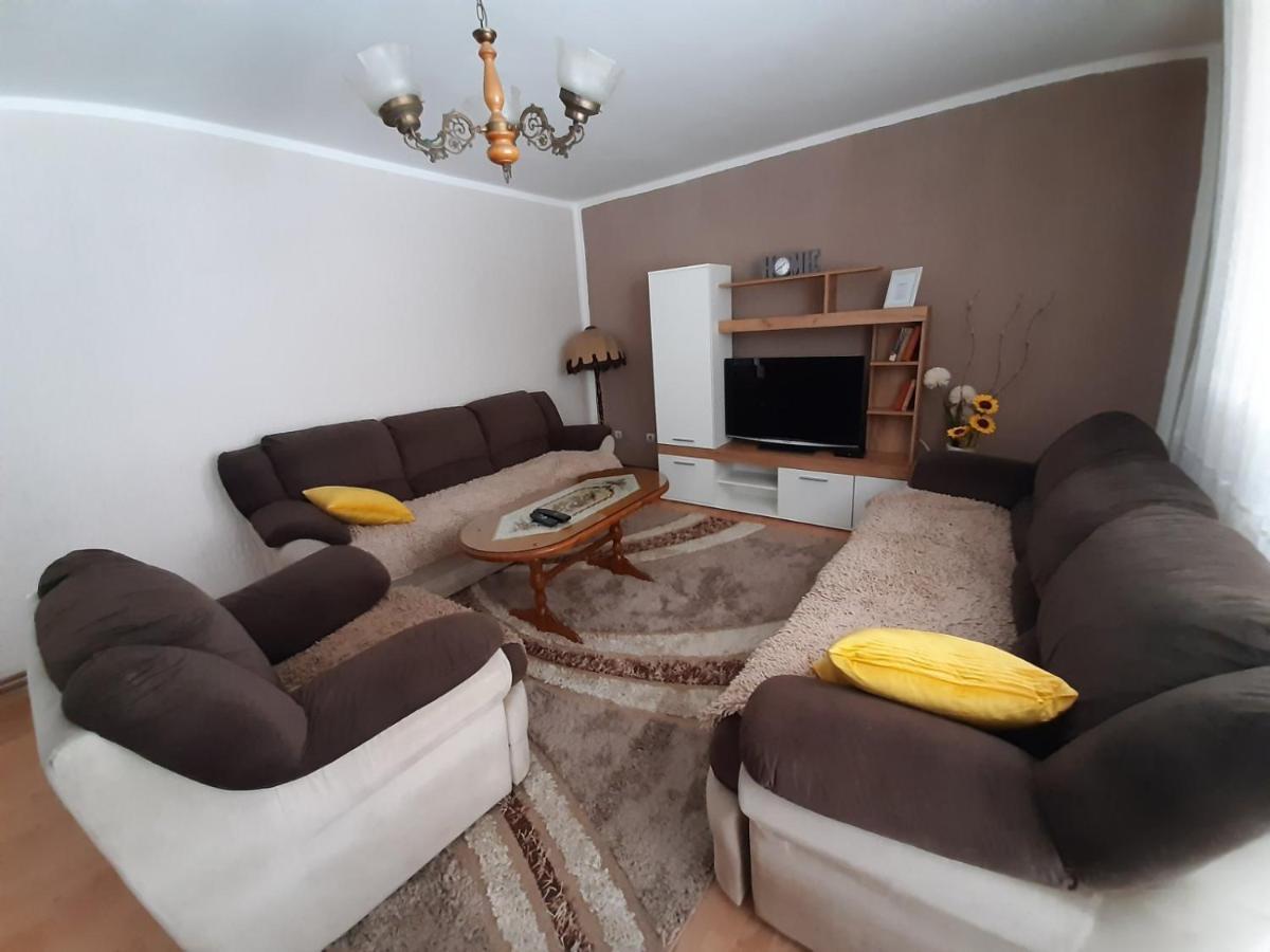 Apartman Lara Apartment