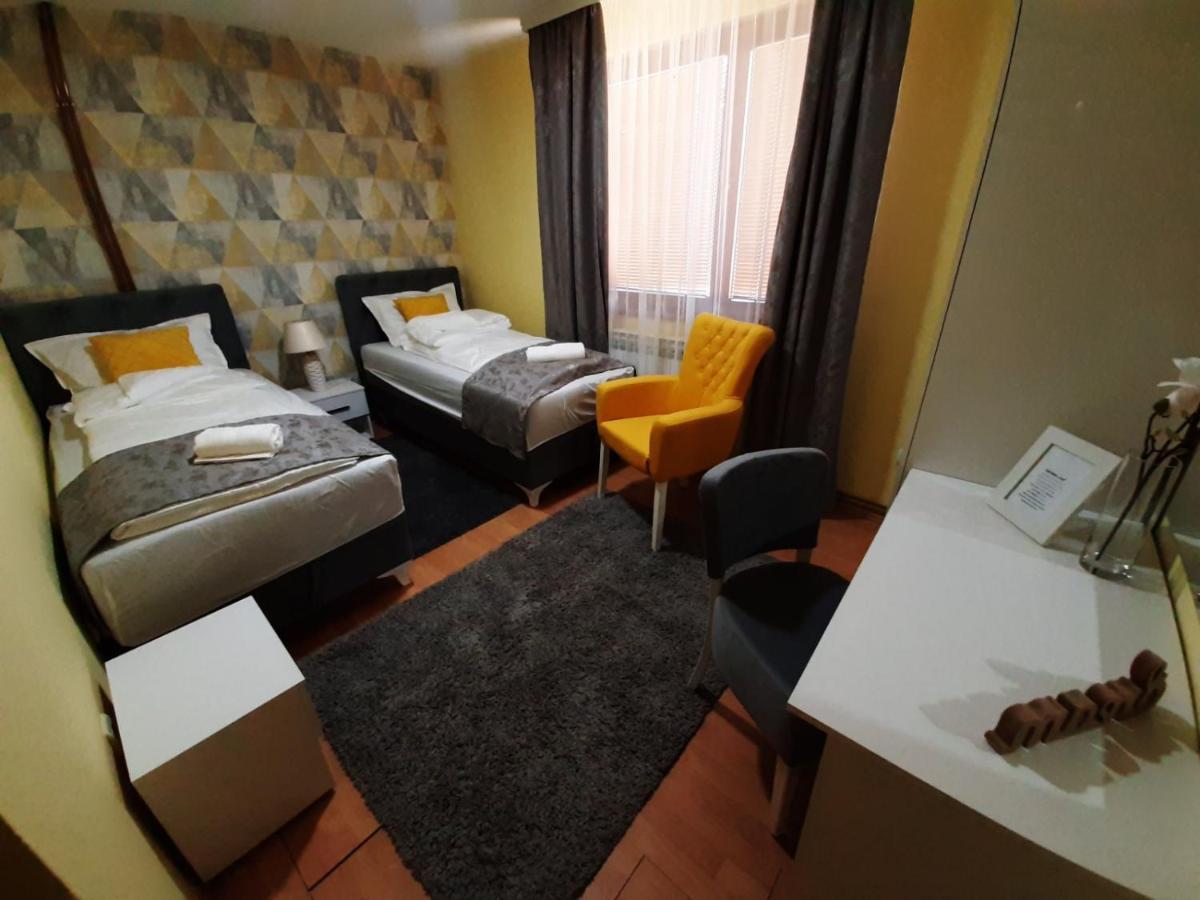 Apartment Apartman Lara